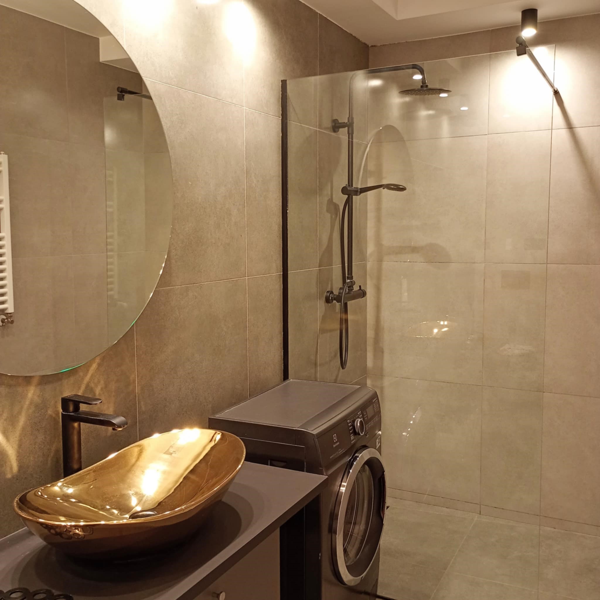 35a74540-d465-4928-ad61-0ed8c8cb7898